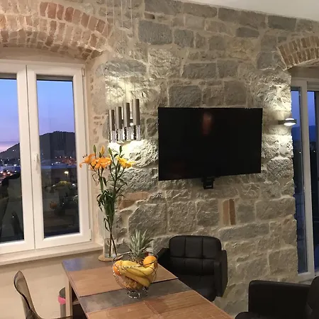 Luxury Valentina Apartment